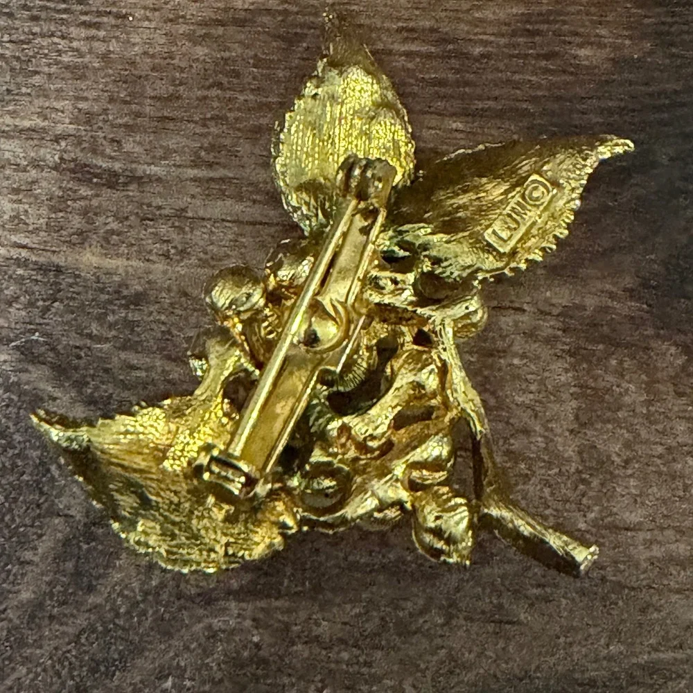 Vintage LJM Gold Tone Faux Pearl Rhinestone Cluster Leaf Brooch Pin Botanical